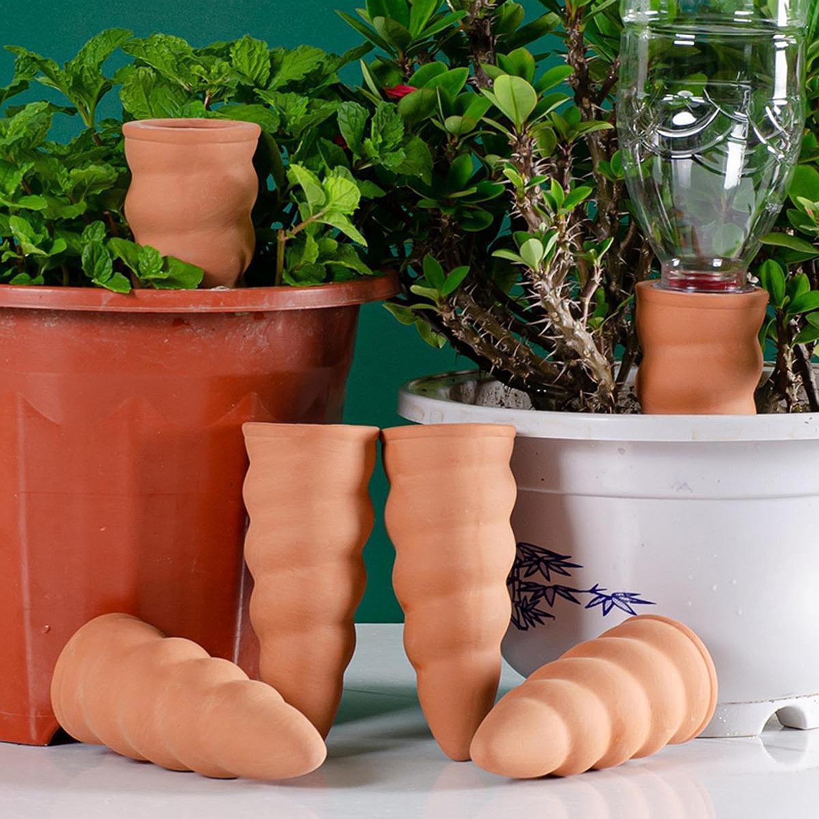 Automatic Self Watering Spikes - đánh giá và giá Automatic Plant Watering Spikes Drip Kit